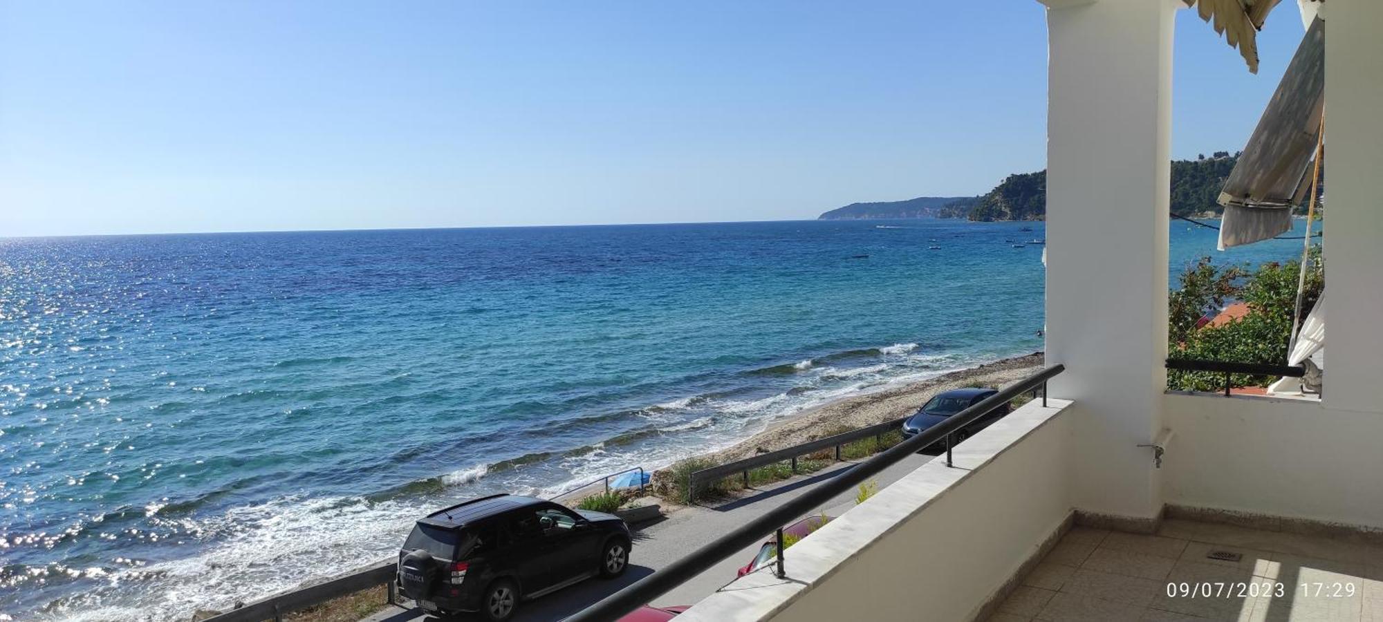 Seaside Beach House Siviri Esterno foto