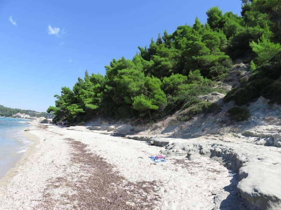 Seaside Beach House Siviri Esterno foto
